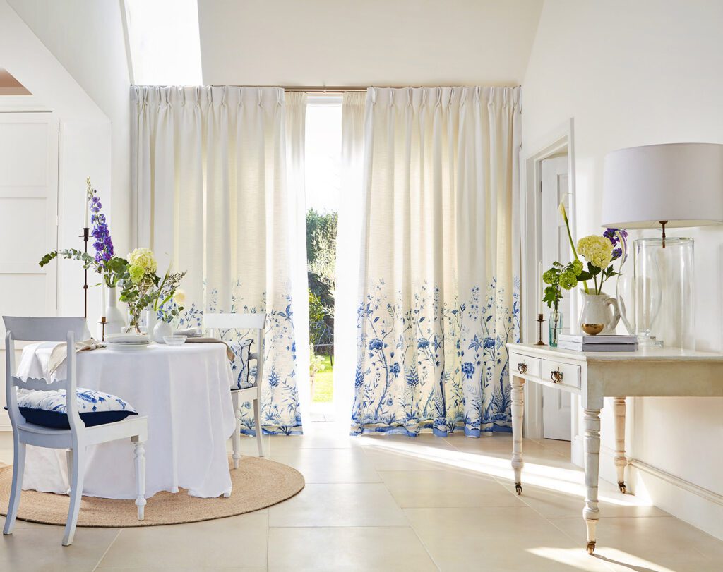 A Hampton's Style interior with white and blue decor